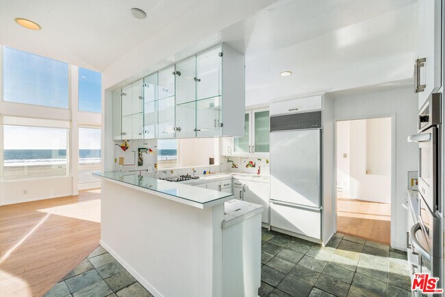 Photo - 3711 Ocean Front Walk Unit 3