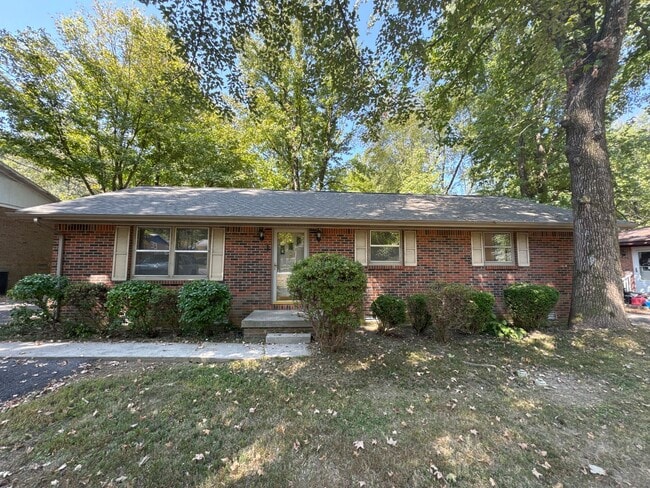 Photo - Lone Oak House