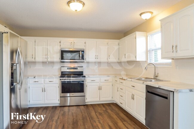 Photo - 8810 NE 116th St