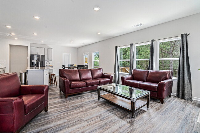 Photo - "Charming 4-Bed Home in Dallas, GA