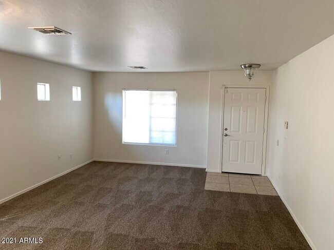 Photo - 6005 S 15th Dr