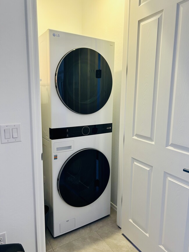 Photo - 20231 W Turney Ave