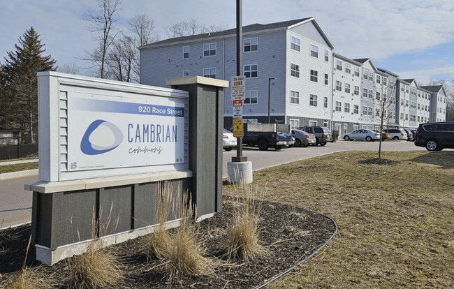 Cambrian Commons - Cambrian Commons Apartments