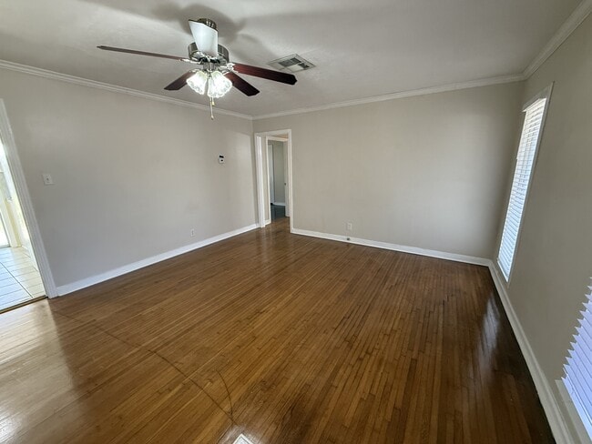 Photo - 790 Peyton Dr