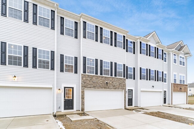 1351 Ridge Ave