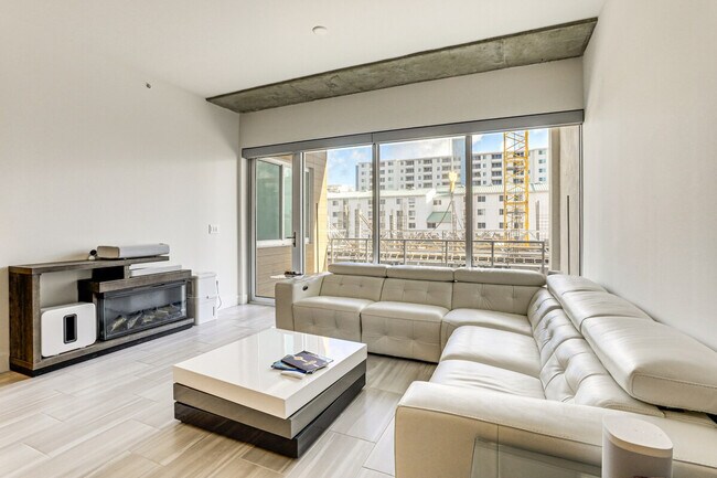 Photo - 332 Cocoanut Ave Unidad ID1386011P