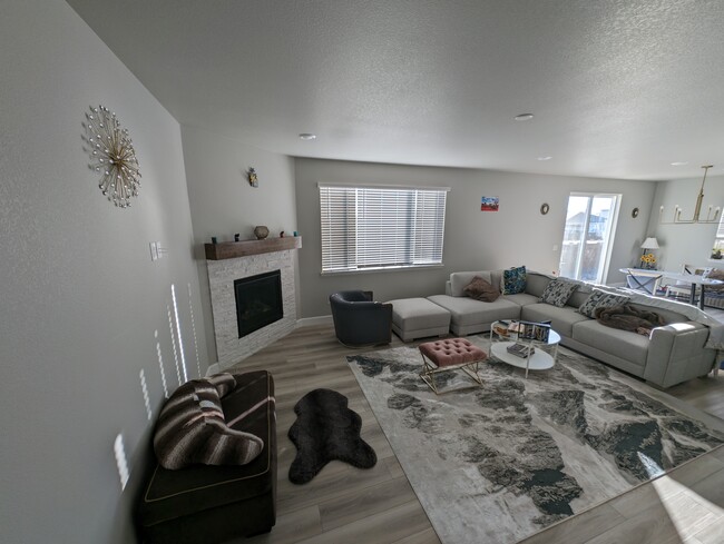 Building Photo - 3956 Red Valley Cir Rental