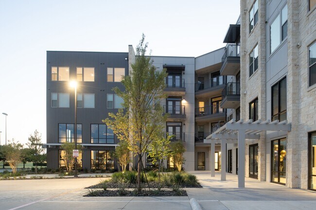 Diamond Flats