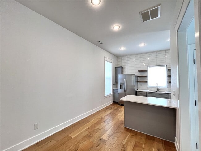 Photo - 1372 S Duncan Ave