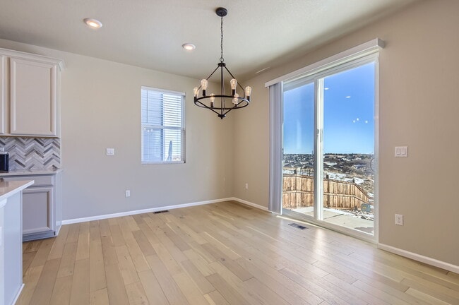 Photo - 588 Silver Rock Trl