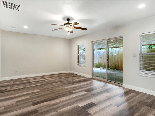 Photo - 103 S Highland Ave