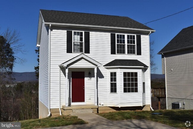 Building Photo - 395 Stonewall St Rental