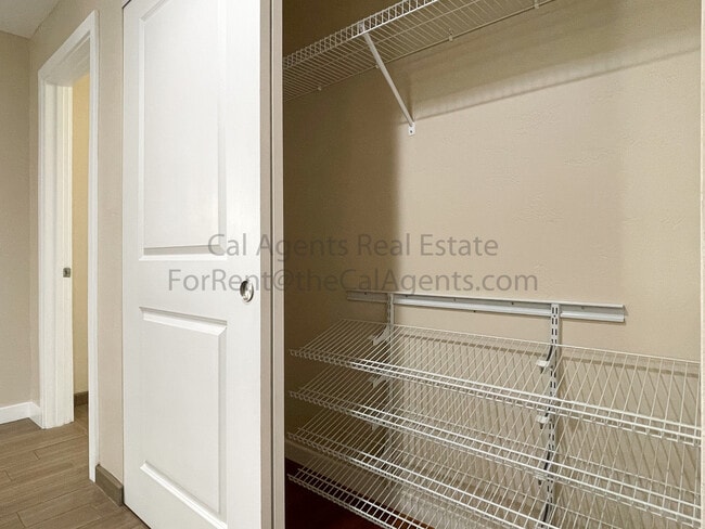 Photo - 6400 Christie Ave
