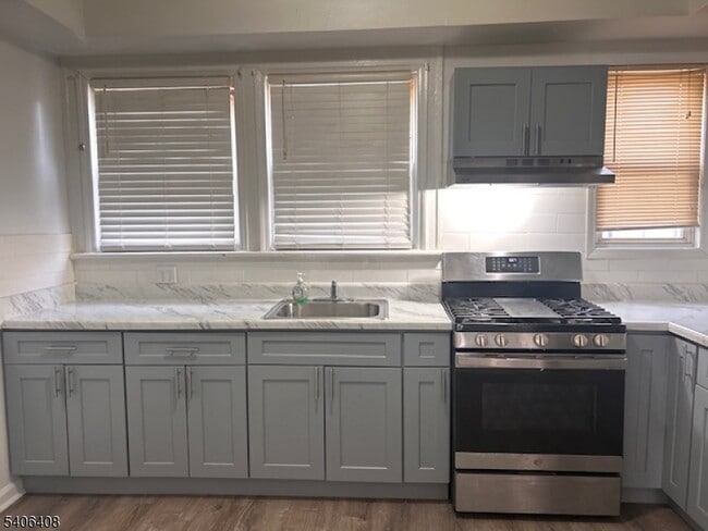 Photo - 185 Goldsmith Ave