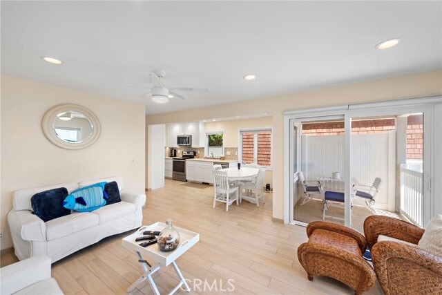 Photo - 1055 Gaviota Dr