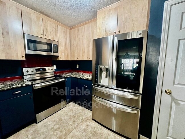 Photo - 203 Sturbridge Dr