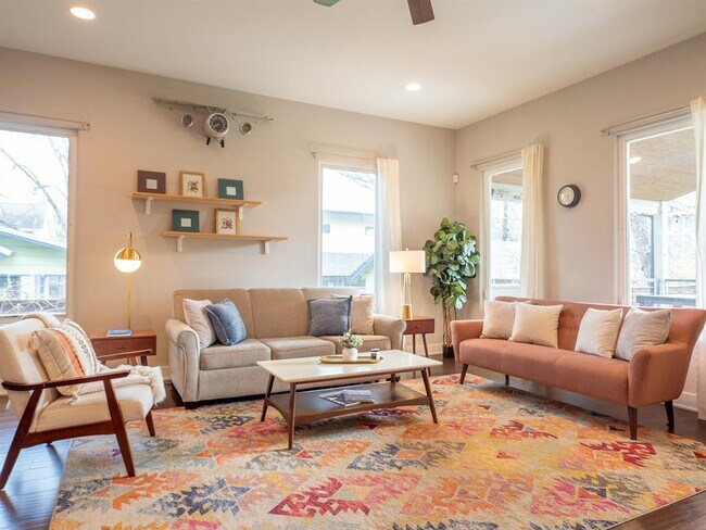 Photo - 2113 Glendale Pl