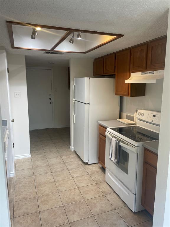 Photo - 13304 Saddlebrook Trail