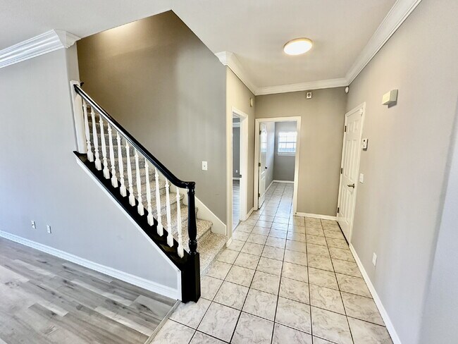 Photo - 3908 SW Hawthorne St