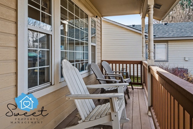 Photo - 2074 N Siesta Ave