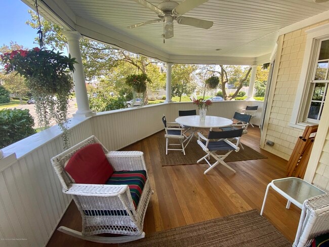 Photo - 401 Garfield Ave