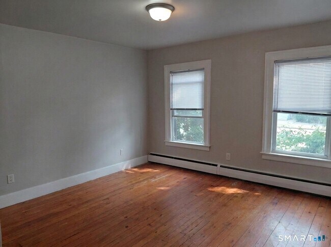 Photo - 191 Willow St Unit (First Floor)