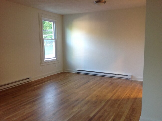 Photo - 1736 Main St Unit 1736-2