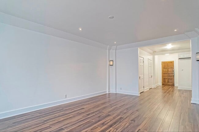 Photo - 4650 Av Bonavista