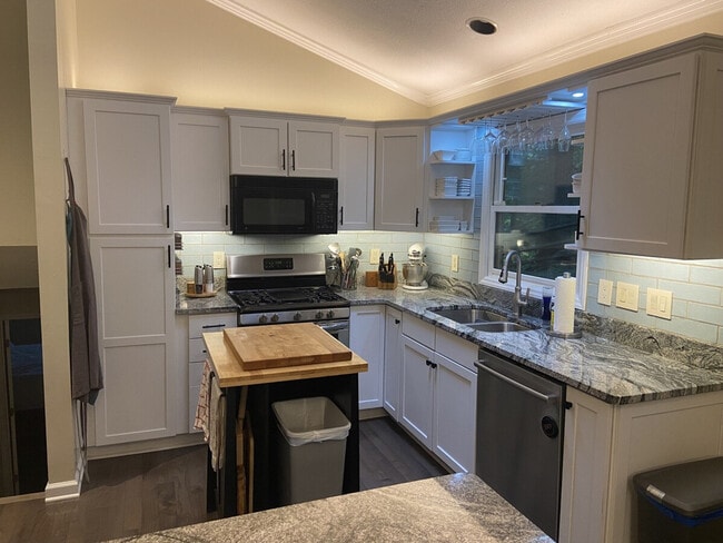 Photo - 1 Hunters Ridge Dr Unit ID1330188P