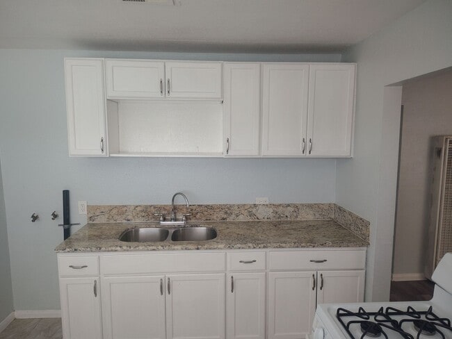 Photo - Yose-Gree Unit 1405