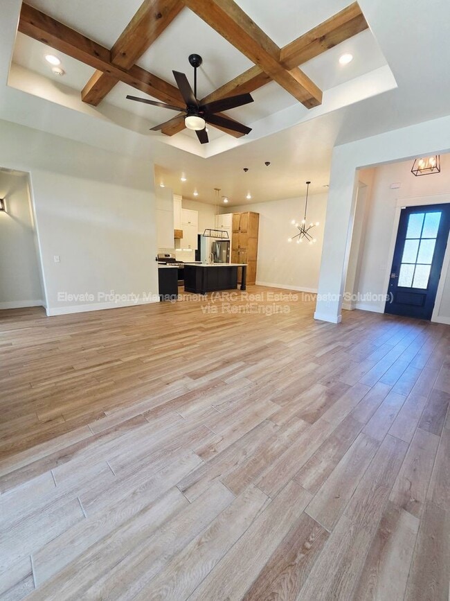 Photo - 536 E Barajas Terrace