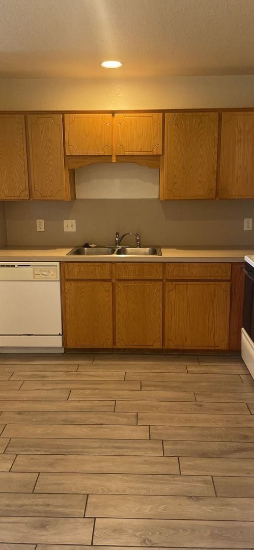 Photo - COMING SOON! Unidad 3406 Zephyr Rd - C