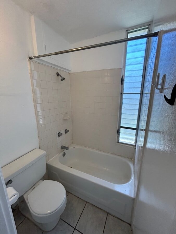 Photo - Upgraded studio available now in a secured building. Unit 401B