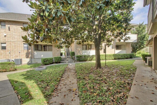 Photo - 2500 Burleson Rd Unit 319