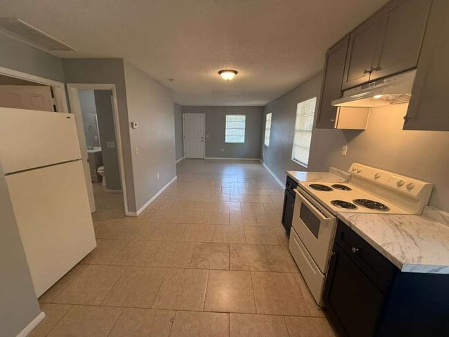 Photo - 2584-2586 Chestnut Woods Dr Unit 2584 Chestnut Woods Dr