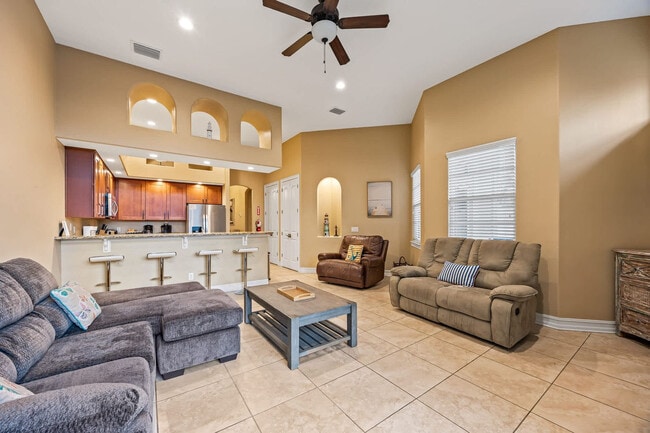 Photo - 132 Mediterranean Way Unit SI ID1598524P