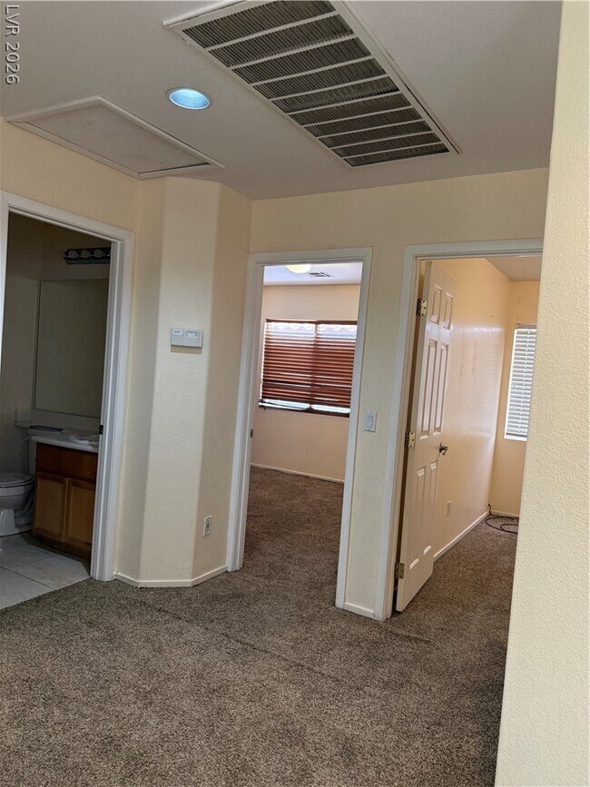 Building Photo - 9764 Sedona Shrine Ave