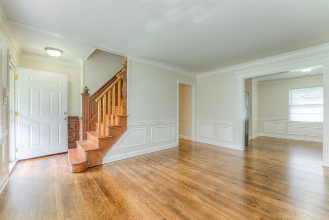 Photo - 1261 W Perkins Rd