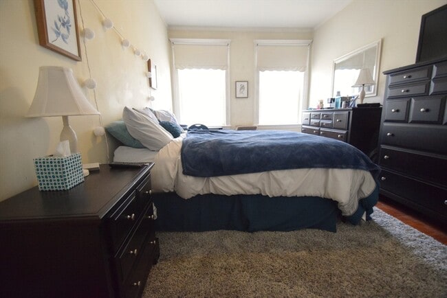 191 Winthrop Rd Unit 4