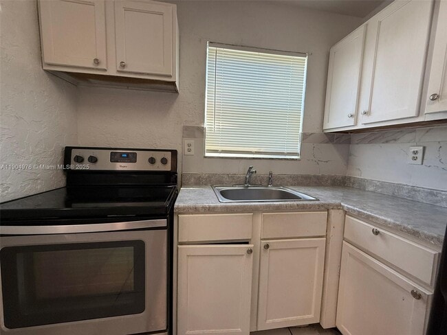 Photo - 1700 SW 44th Terrace Unidad 101-3