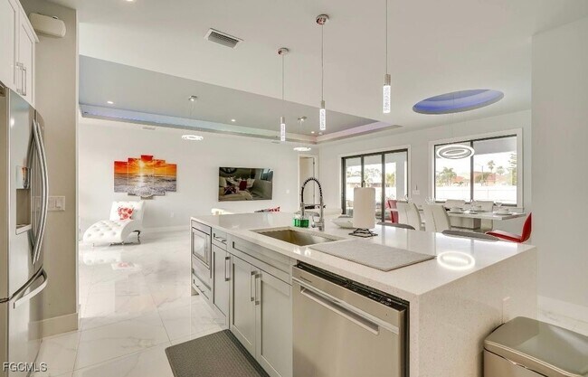 Photo - 117 SE 4th St