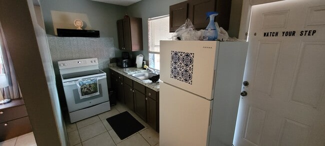 Photo - 129 SE 2nd Ter Unit 1