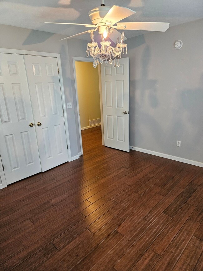 Photo - 70 Strawberry Cir