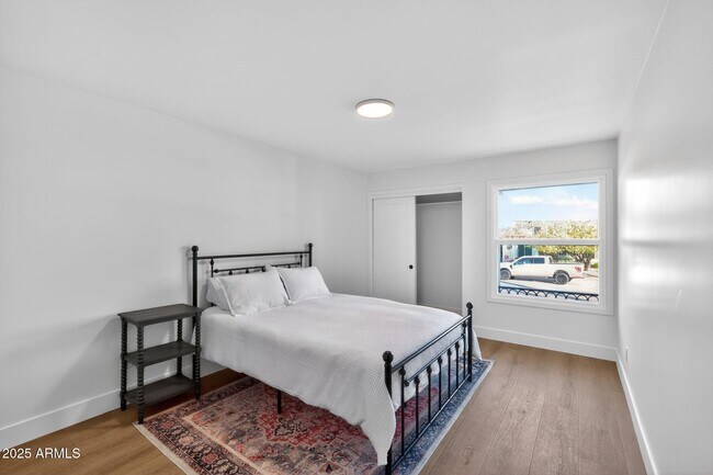 Photo - 6259 E Avalon Dr