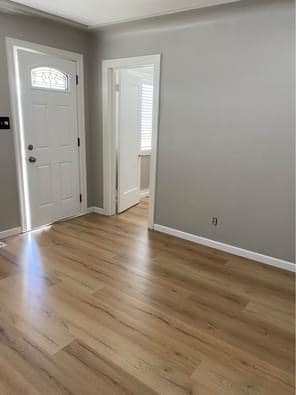 Photo - 4808 N Howard St