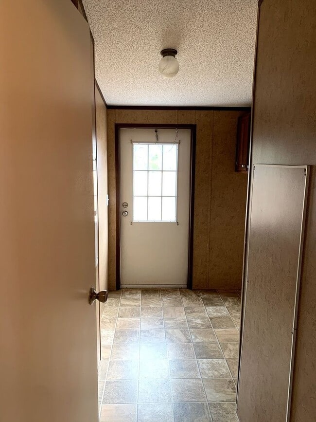 Photo - Large 3 BDR / 2 Bath home