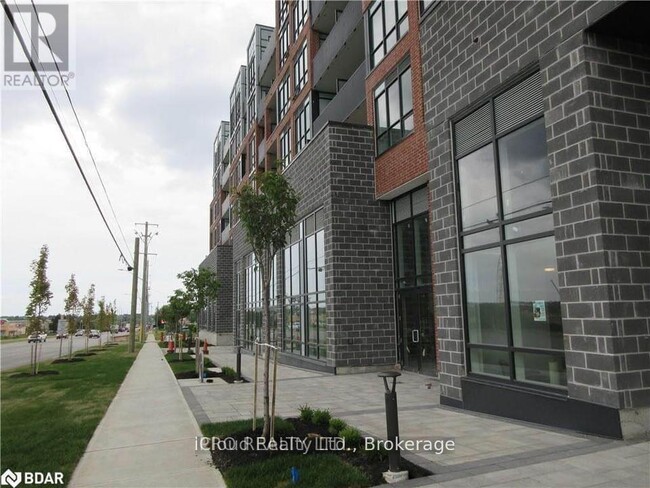 Photo - 681 Yonge St Unit 103