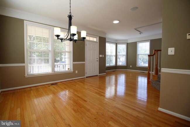 Photo - 40424 Milford Dr