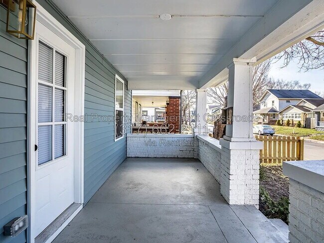 Photo - 849 N Oakland Ave