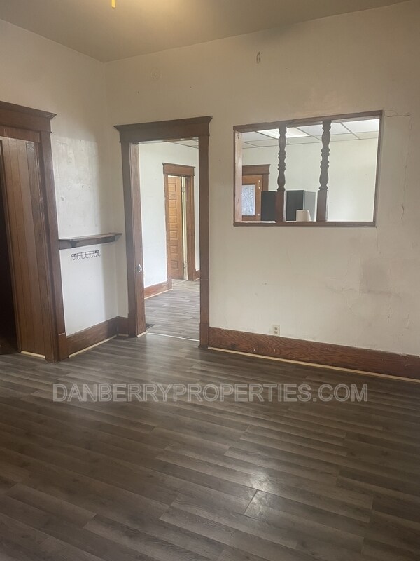 Photo - 106 Taft Blvd